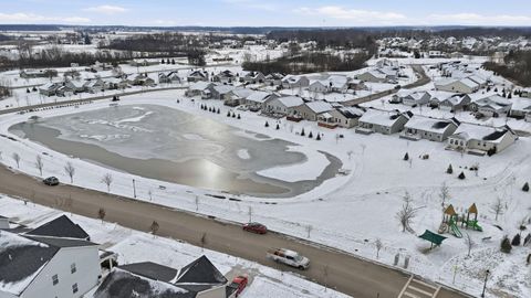 Tiny photo for 615 Bermuda Way, Marysville, OH 43040 (MLS # 226000553)