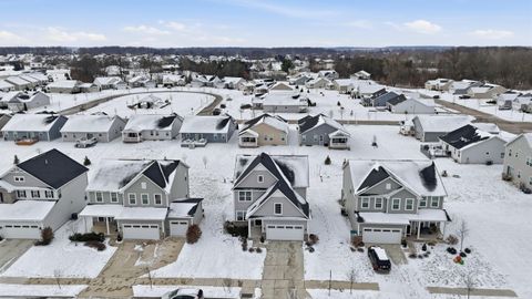 Tiny photo for 615 Bermuda Way, Marysville, OH 43040 (MLS # 226000553)