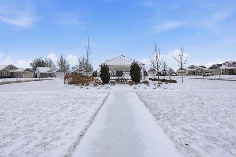 Tiny photo for 615 Bermuda Way, Marysville, OH 43040 (MLS # 226000553)