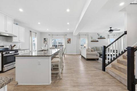 Tiny photo for 615 Bermuda Way, Marysville, OH 43040 (MLS # 226000553)