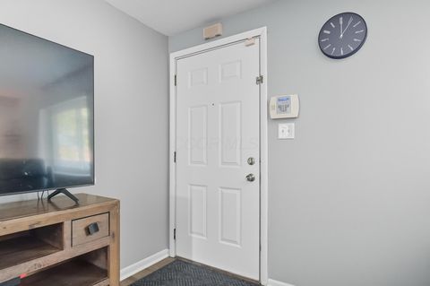 Tiny photo for 3000 Whitlow Road, Columbus, OH 43232 (MLS # 225036995)