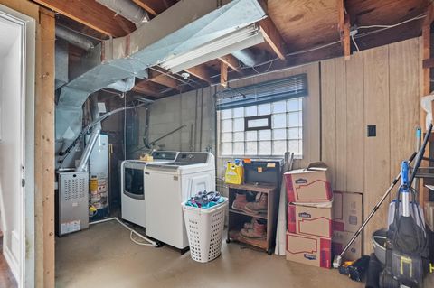 Tiny photo for 3000 Whitlow Road, Columbus, OH 43232 (MLS # 225036995)