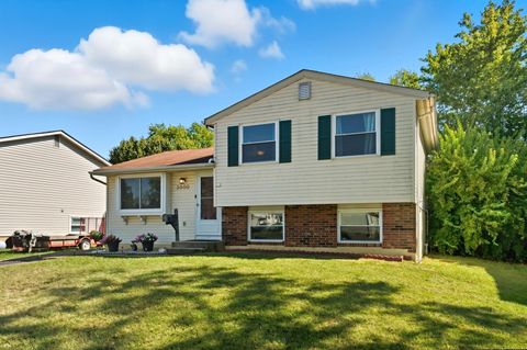 Tiny photo for 3000 Whitlow Road, Columbus, OH 43232 (MLS # 225036995)