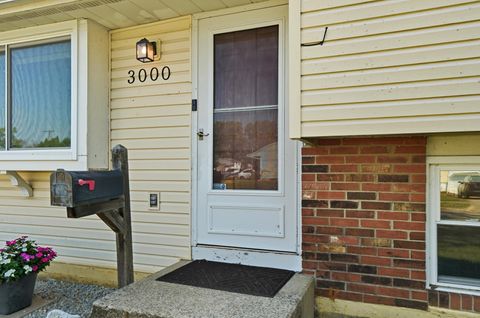 Tiny photo for 3000 Whitlow Road, Columbus, OH 43232 (MLS # 225036995)