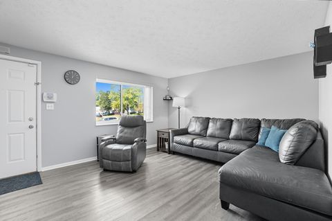 Tiny photo for 3000 Whitlow Road, Columbus, OH 43232 (MLS # 225036995)