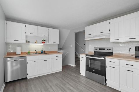 Tiny photo for 3000 Whitlow Road, Columbus, OH 43232 (MLS # 225036995)