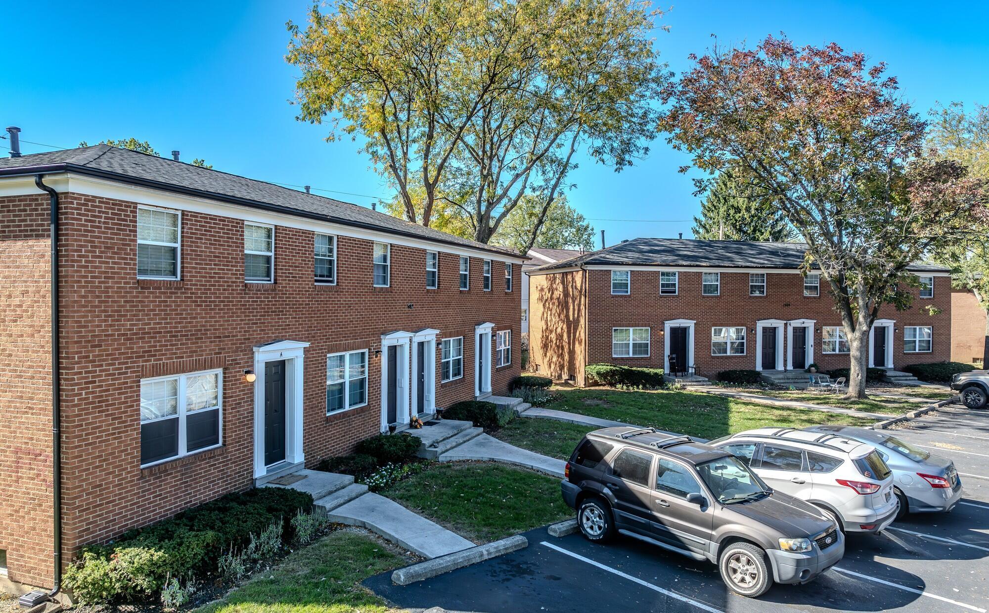 1490 Elaine Road 1462