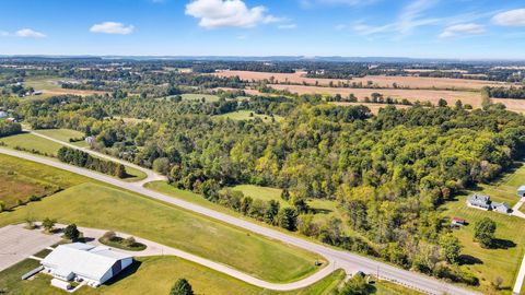 Photo of 5505 Tschopp Road NE, Pleasantville, OH 43148 (MLS # 225037903)
