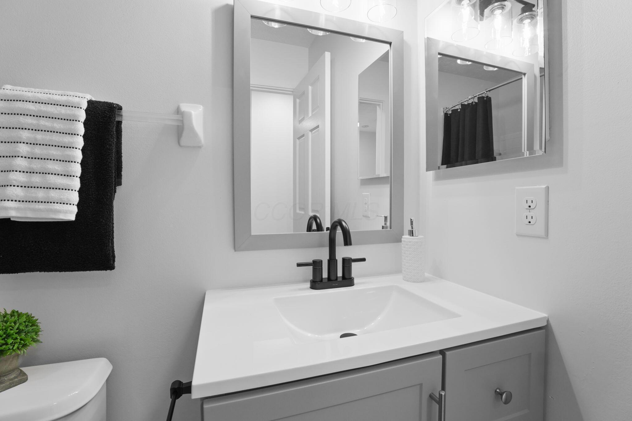 317 Rainswept Drive, Galloway, Ohio image 28