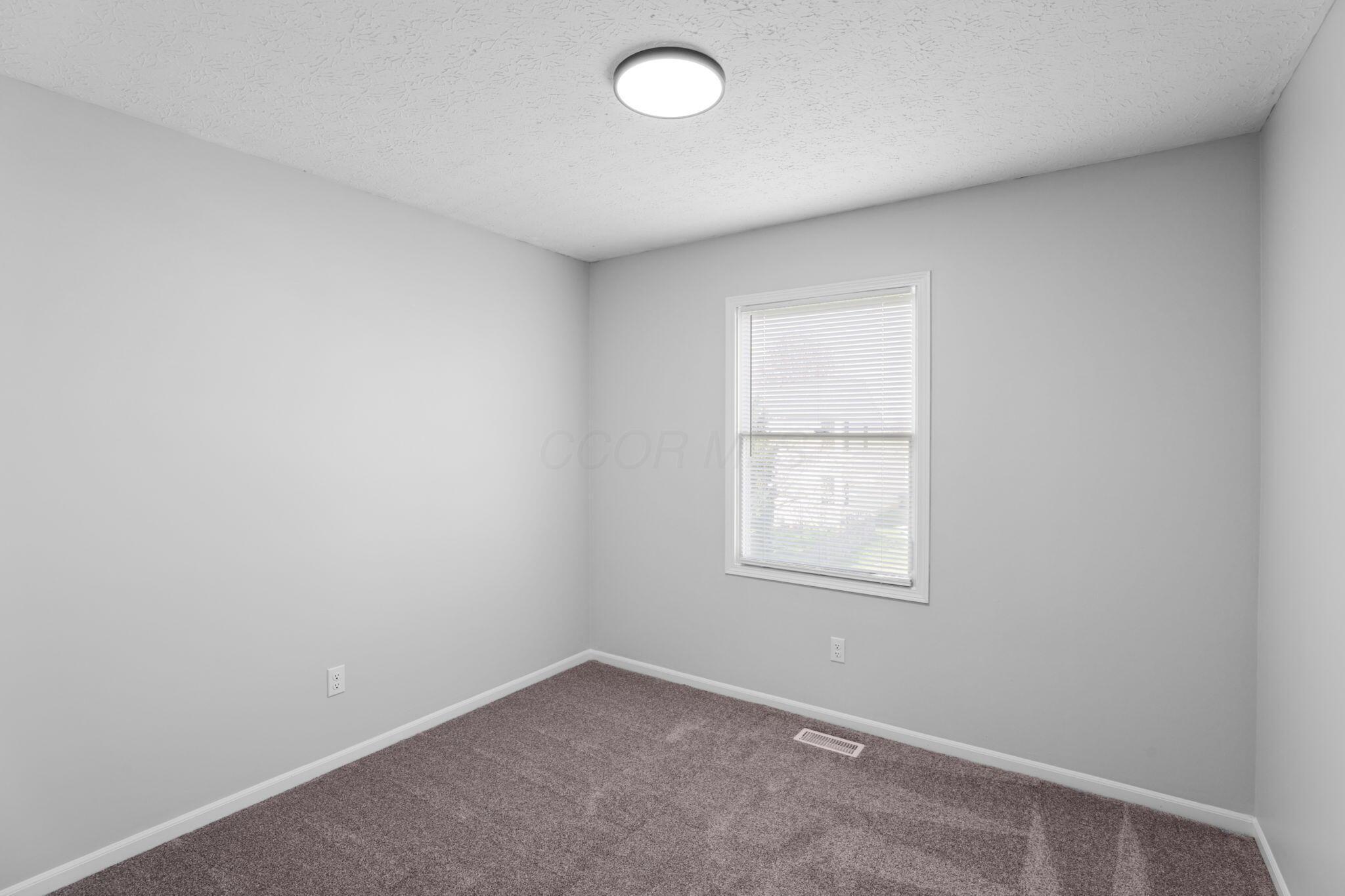 317 Rainswept Drive, Galloway, Ohio image 24