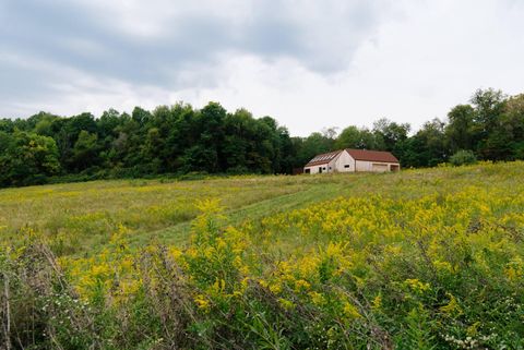 Photo of 14686 National Road SE, Thornville, OH 43076 (MLS # 225036186)