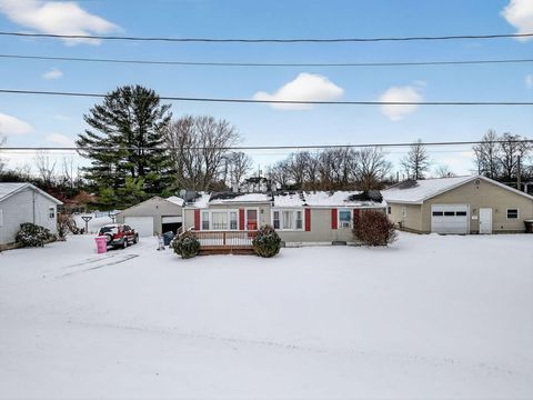 Photo of 781 N Mcelroy Road, Mansfield, OH 44905 (MLS # 226002090)