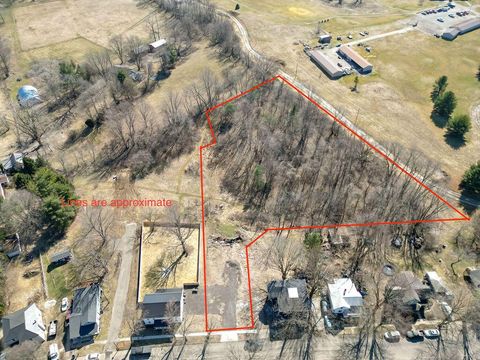 Photo of 82 S Main Street, Croton, OH 43013 (MLS # 225035090) Photo of 82 S Main Street, Croton, OH 43013 (MLS # 225035090)