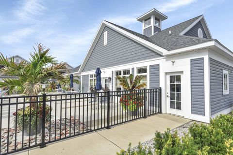 Tiny photo for 10850 E Bayshore Road W Canal #19, Marblehead, OH 43440 (MLS # 226003006)