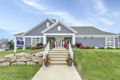 Tiny photo for 10850 E Bayshore Road W Canal #19, Marblehead, OH 43440 (MLS # 226003006)