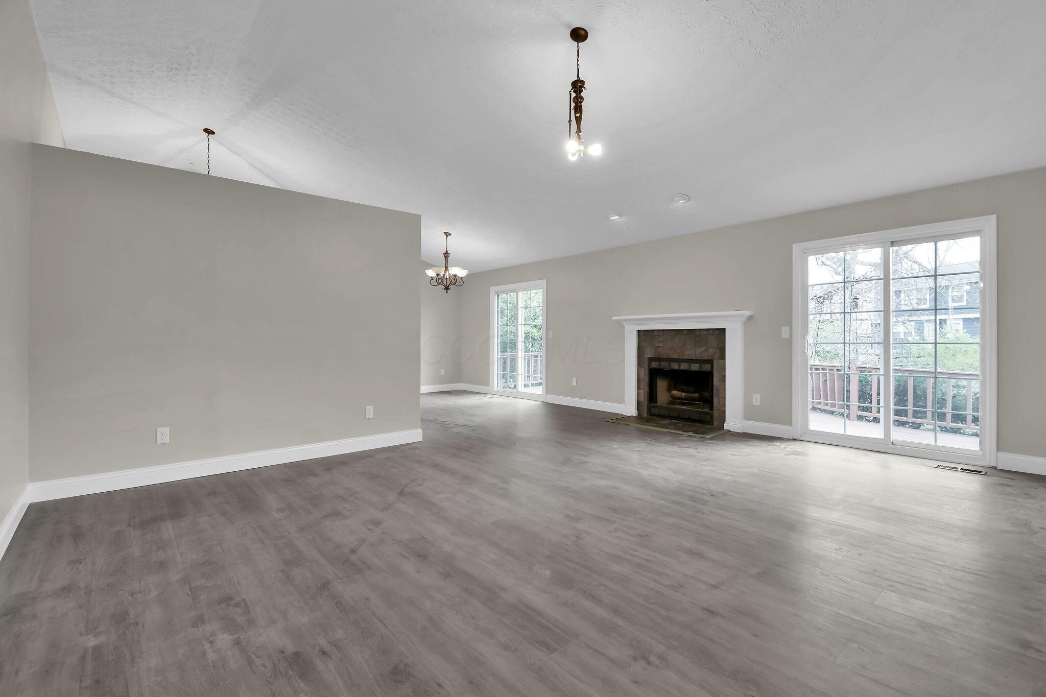 825 Lindenhaven Road