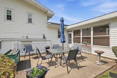 Tiny photo for 2874 Ashlar Drive, Springfield, OH 45503 (MLS # 226036016)