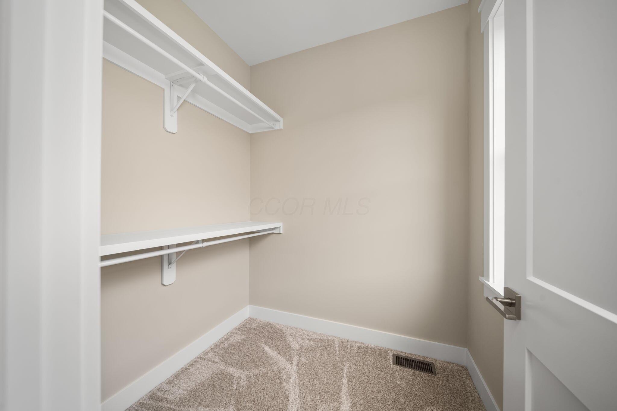 Lewis Center, Ohio, 43035, United States, 5 Bedrooms Bedrooms, ,4 BathroomsBathrooms,Residential,Active,2021963