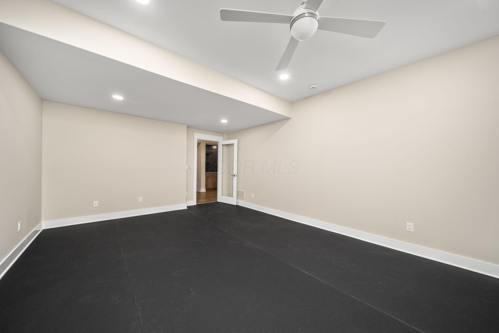 Lewis Center, Ohio, 43035, United States, 5 Bedrooms Bedrooms, ,4 BathroomsBathrooms,Residential,Active,2021963