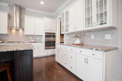 Tiny photo for 8423 Laidbrook Place Lot 2 #Lot 2, New Albany, OH 43054 (MLS # 225046396)