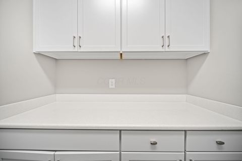 Tiny photo for 8423 Laidbrook Place Lot 2 #Lot 2, New Albany, OH 43054 (MLS # 225046396)