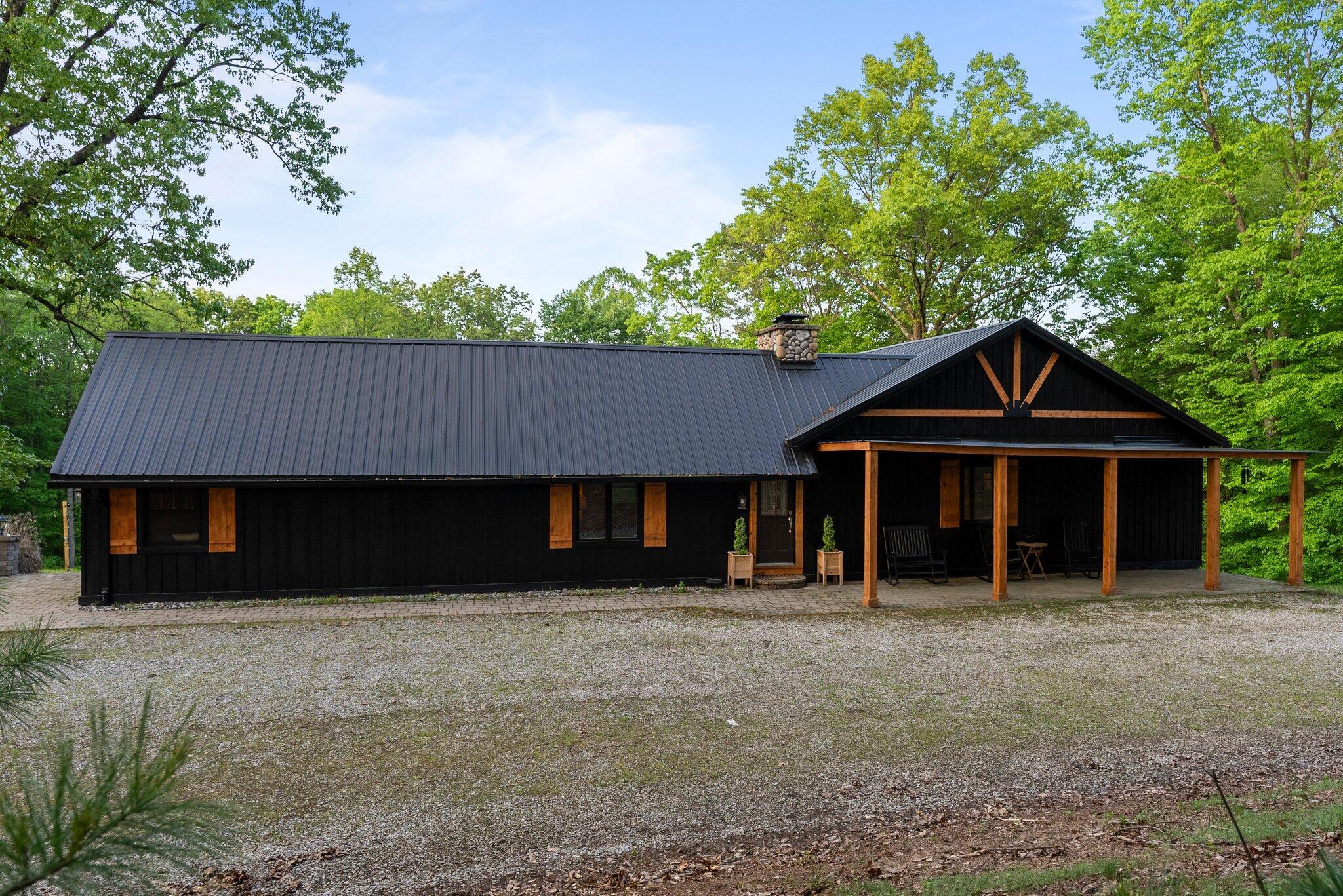 18156 Thompson Ridge Road, Laurelville, Ohio image 3