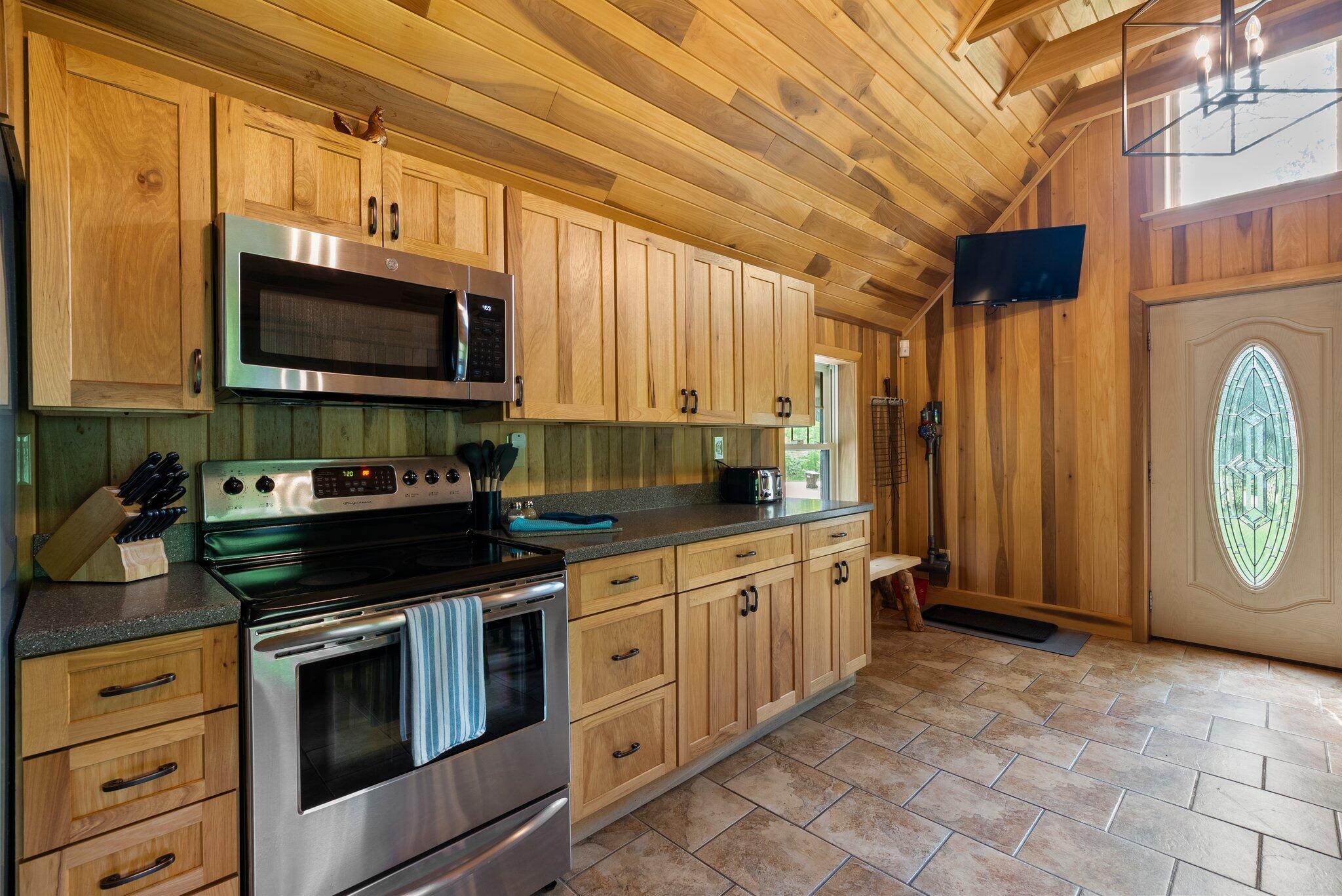 18156 Thompson Ridge Road, Laurelville, Ohio image 32