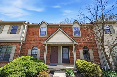 Photo of 5224 Brandy Oaks Lane, Columbus, OH 43220 (MLS # 226013382)