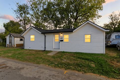 Photo of 523 5th Street, Washington Court House, OH 43160 (MLS # 225040396)
