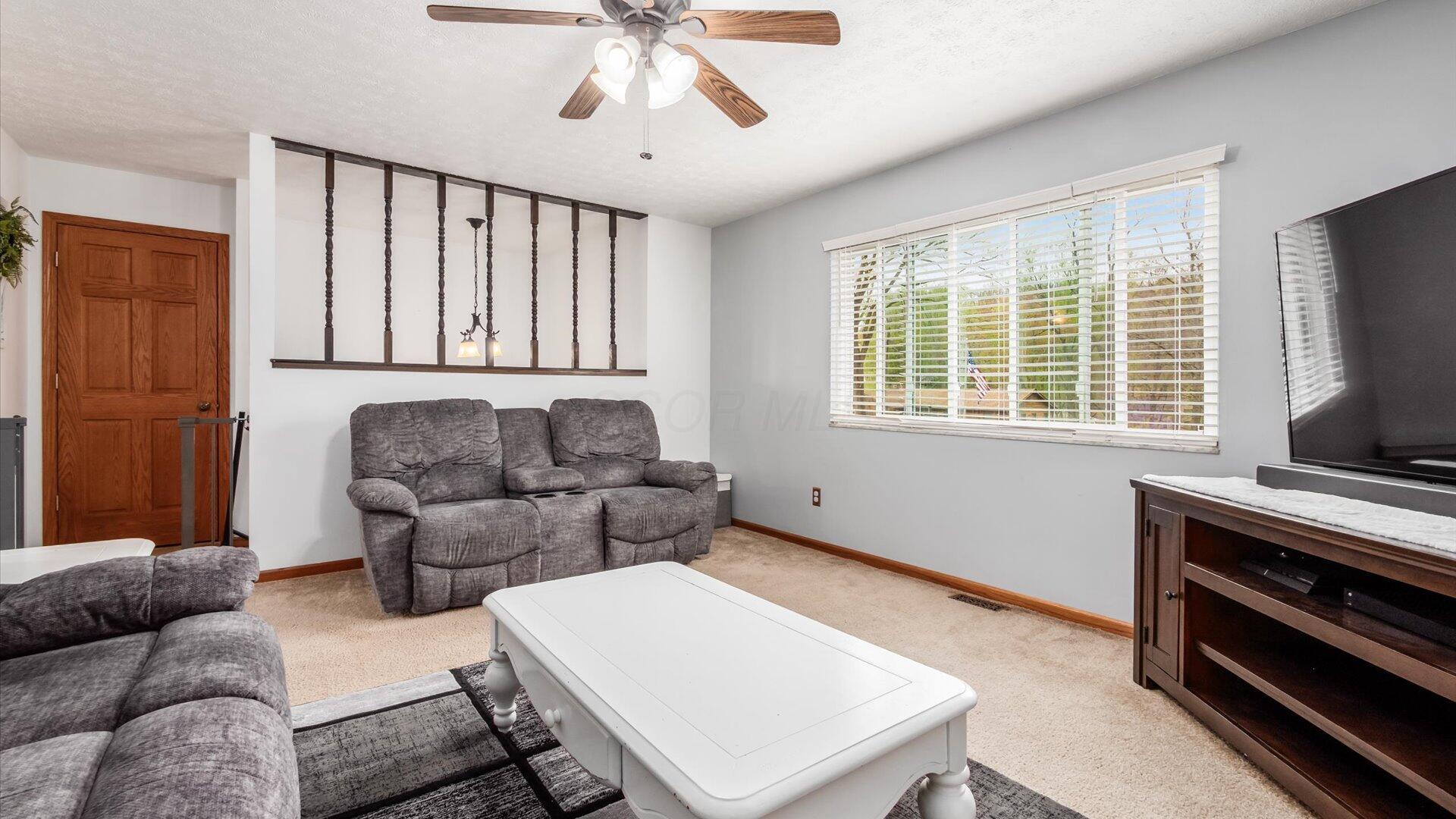 842 Larkspur Drive, Newark, Ohio image 9