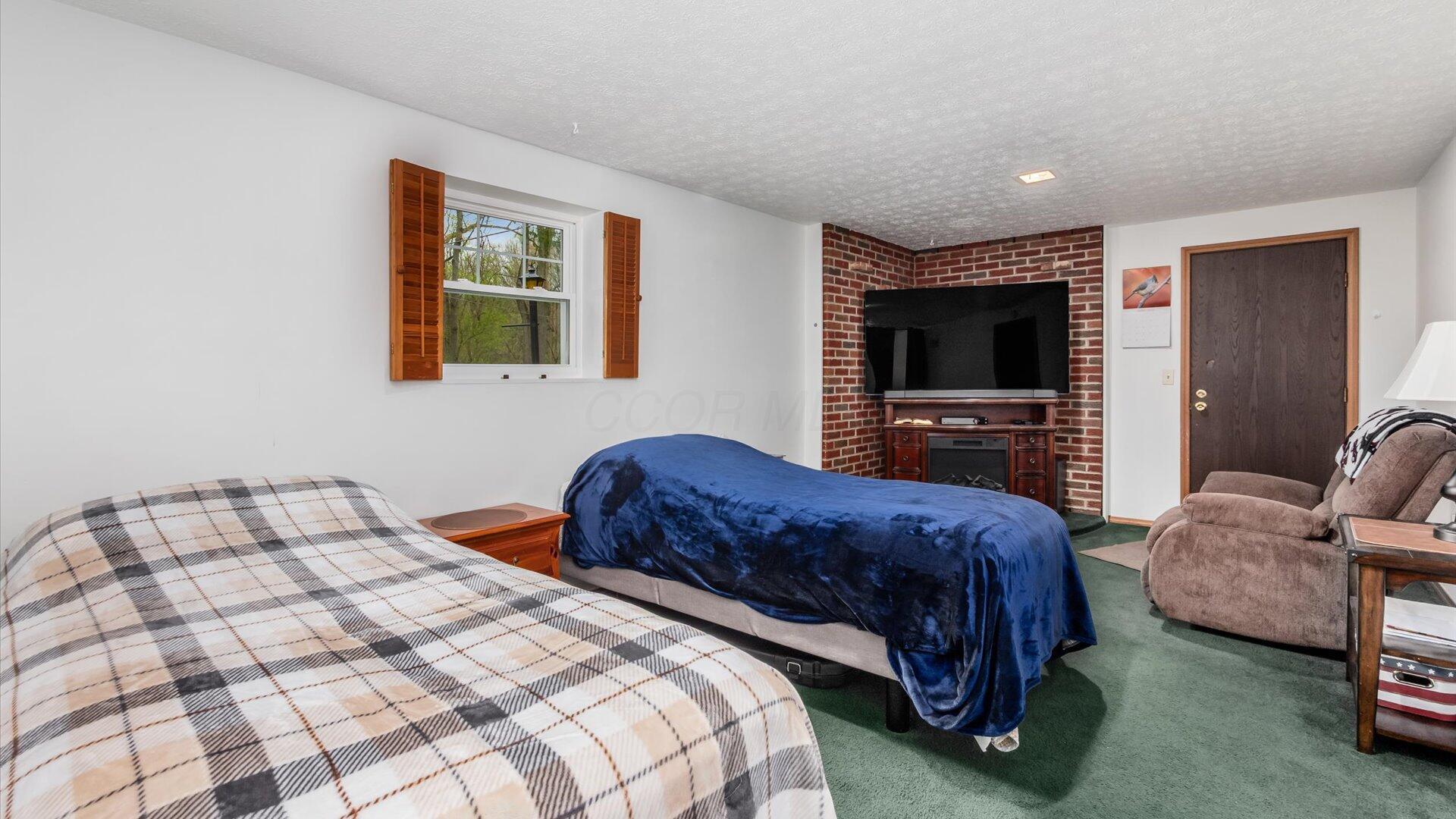 842 Larkspur Drive, Newark, Ohio image 22