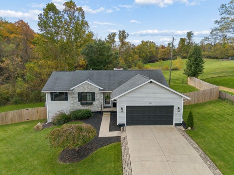 Photo of 1062 Lizabeth Circle, Heath, OH 43056 (MLS # 226039610)