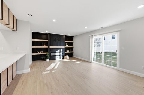 Tiny photo for 6063 Brice Park Drive 14F #14F, Canal Winchester, OH 43110 (MLS # 226005534)