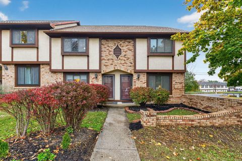Photo of 3076 Blendon Woods Boulevard, Columbus, OH 43231 (MLS # 225042503)