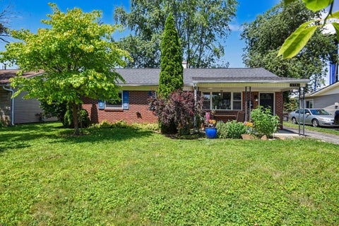 Photo of 3791 Westbrook Drive, Hilliard, OH 43026 (MLS # 226023607)