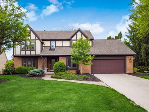 Photo of 8638 Davington Drive, Dublin, OH 43017 (MLS # 226016511)