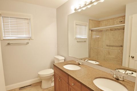 Tiny photo for 5138 Roberts Road, Hilliard, OH 43026 (MLS # 225045304)