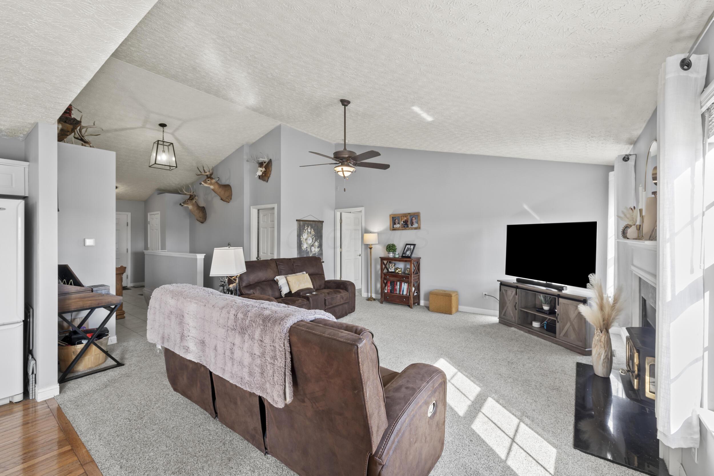 268 Kyber Run Circle, Johnstown, Ohio image 8