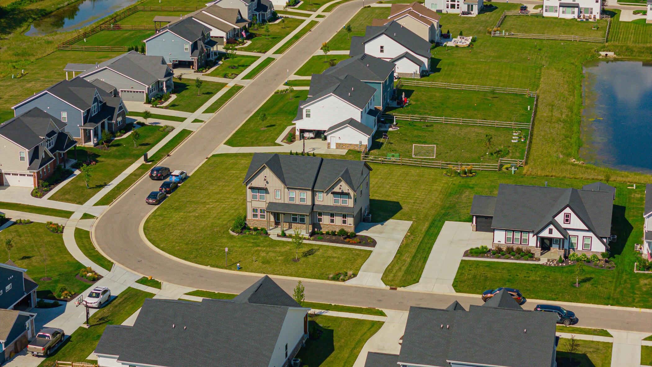 3821 Aviary Loop, Hilliard, Ohio image 49