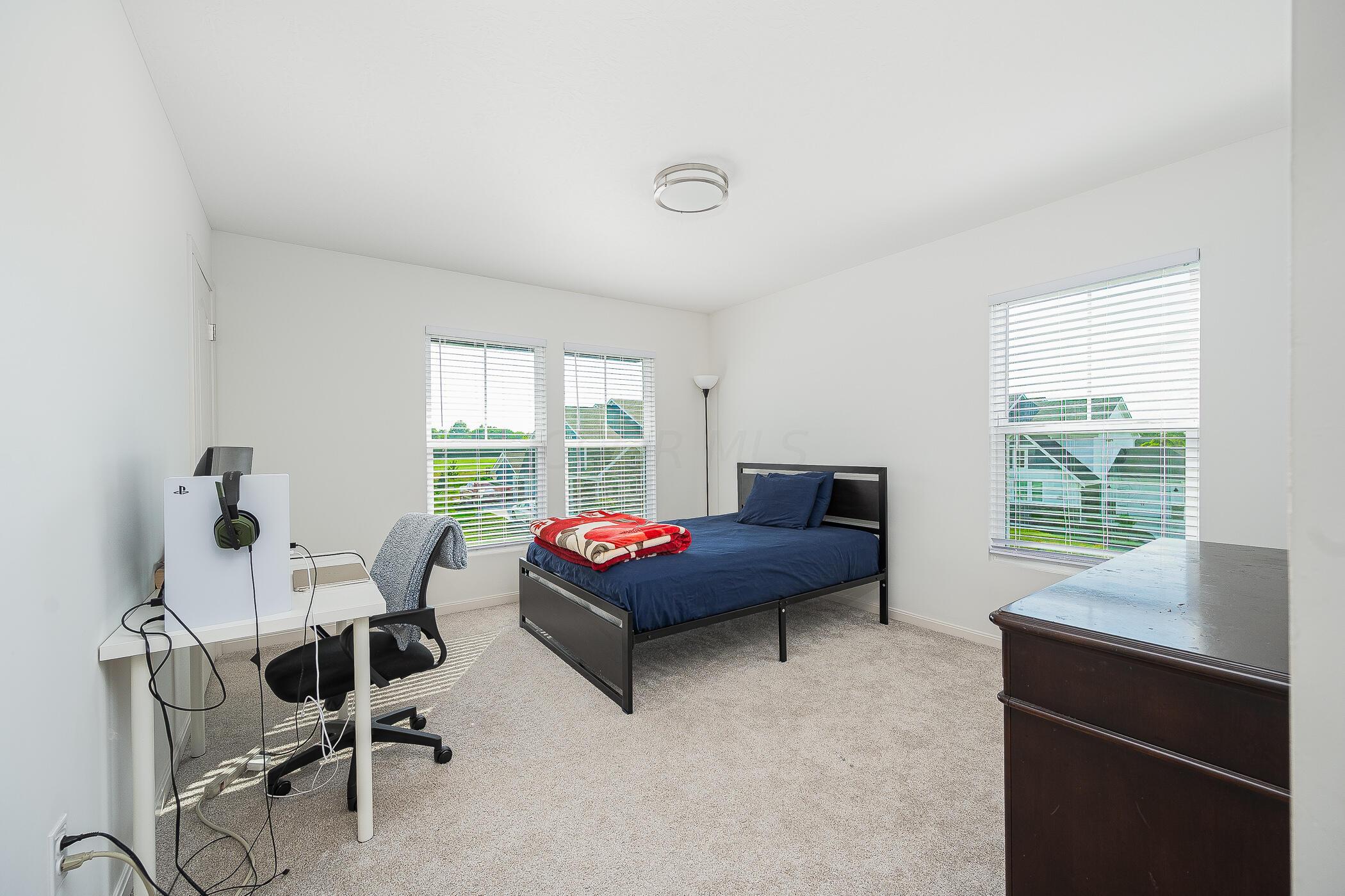 3821 Aviary Loop, Hilliard, Ohio image 33