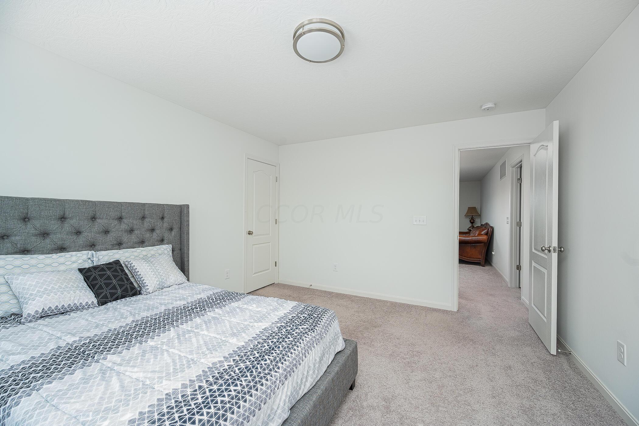 3821 Aviary Loop, Hilliard, Ohio image 25