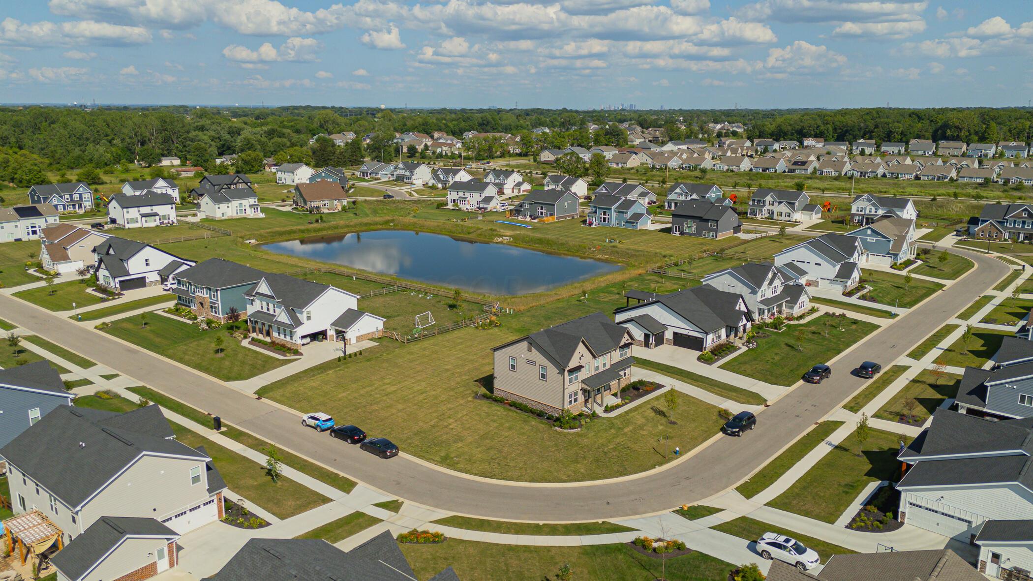 3821 Aviary Loop, Hilliard, Ohio image 45