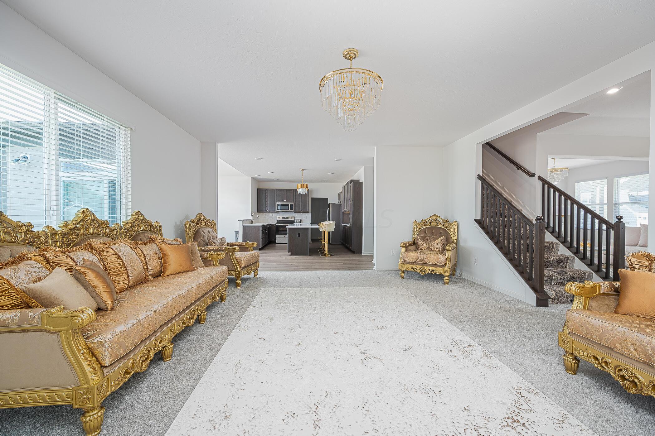 3821 Aviary Loop, Hilliard, Ohio image 13