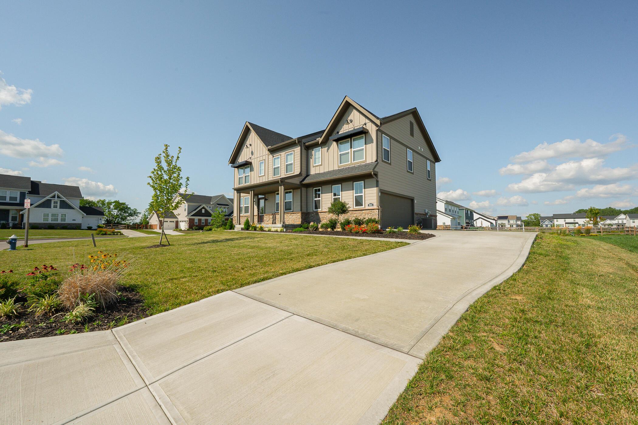 3821 Aviary Loop, Hilliard, Ohio image 3