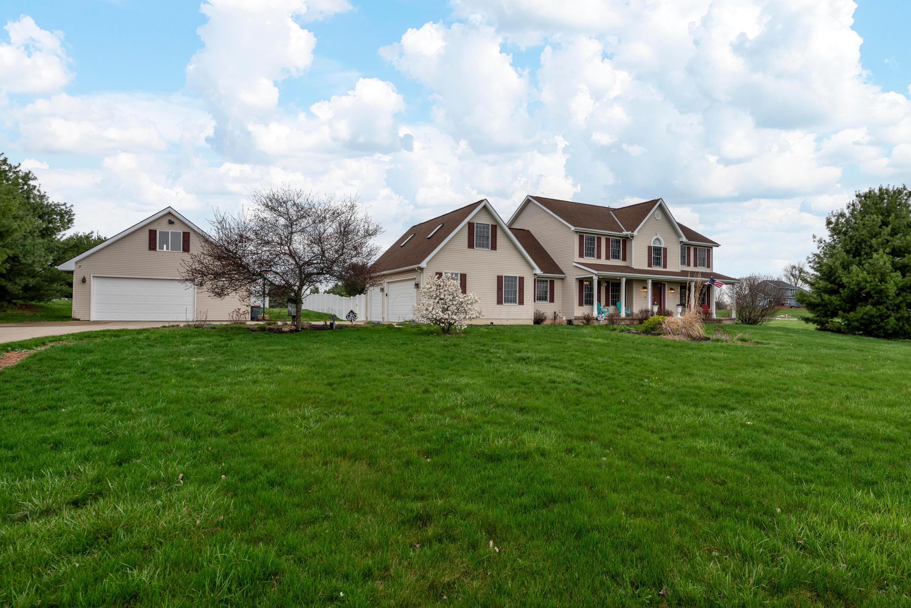 121 Simeon Drive, Hebron, Ohio image 3