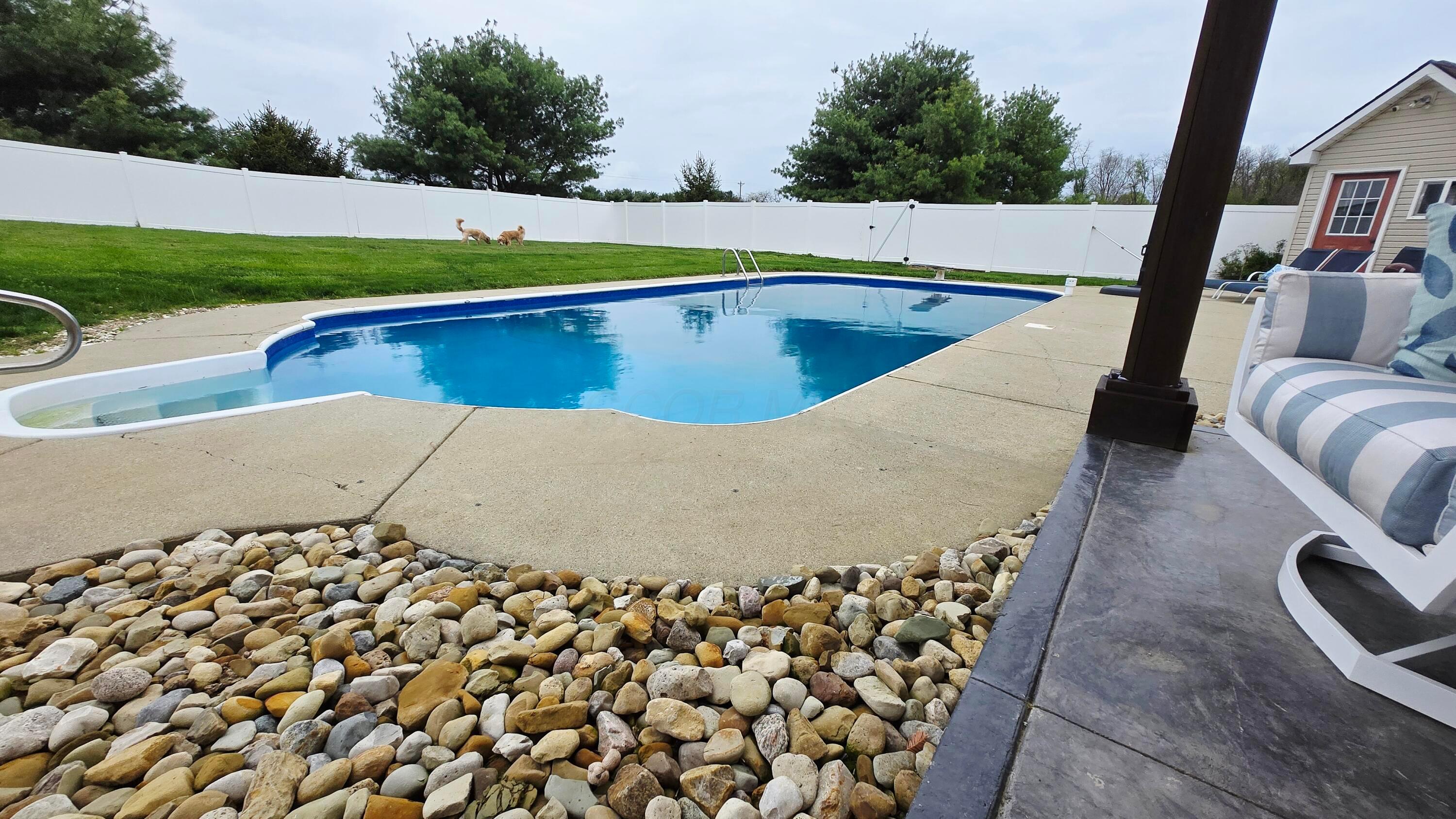121 Simeon Drive, Hebron, Ohio image 5