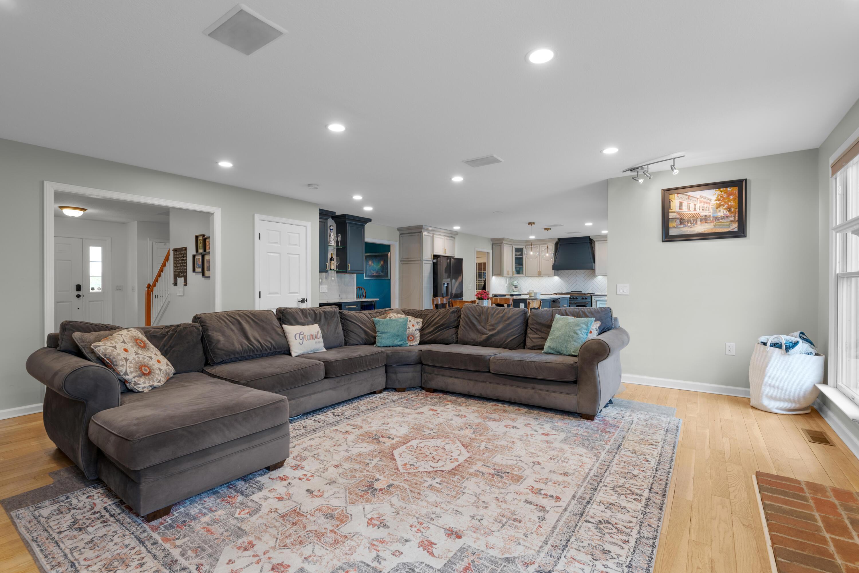 121 Simeon Drive, Hebron, Ohio image 10
