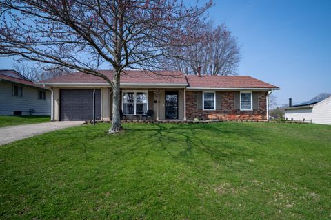 Photo of 2943 Tarryton Lane, Springfield, OH 45503 (MLS # 226009417)