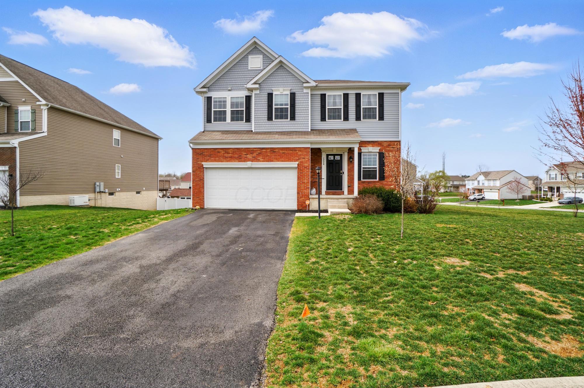 1224 Foor Boulevard, Pataskala, Ohio image 1