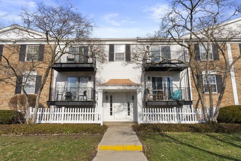 Photo of 1550 Slade Avenue 303 #303, Columbus, OH 43235 (MLS # 226001067)